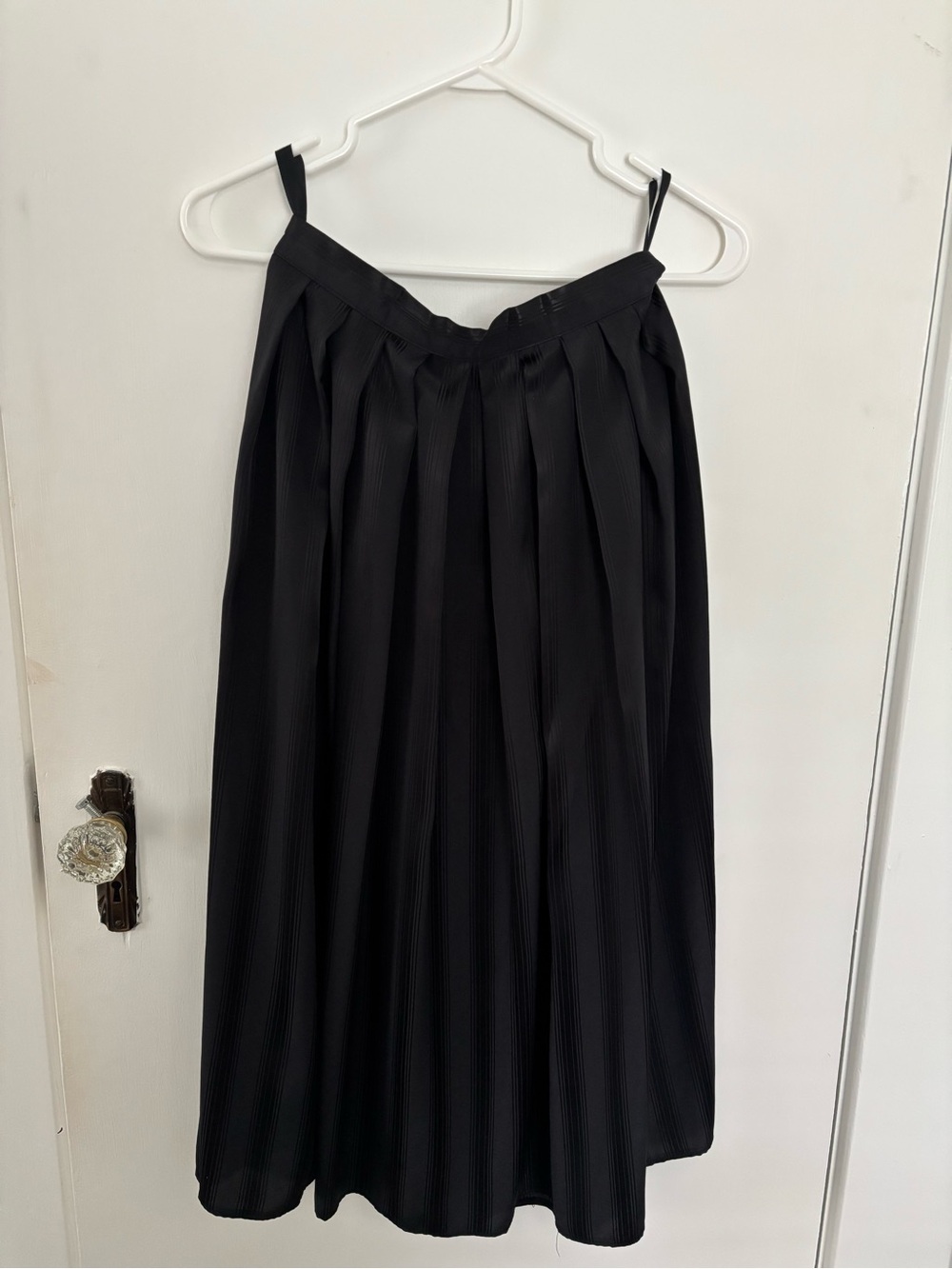St. Michael Vintage Black Pleated Midi Skirt